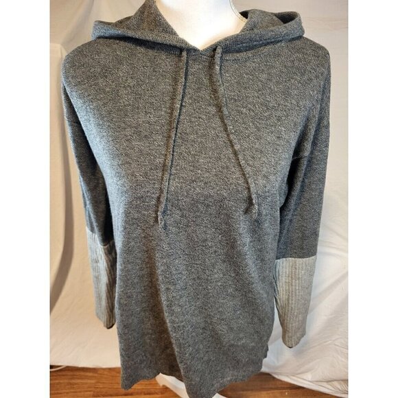 Athleta 100% Merino‎ Extra Fine Wool Sweater Size S Gray - Picture 1 of 4